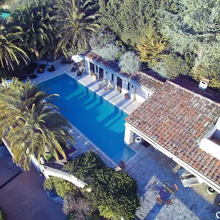 Domaine Lou-cisa Villa *